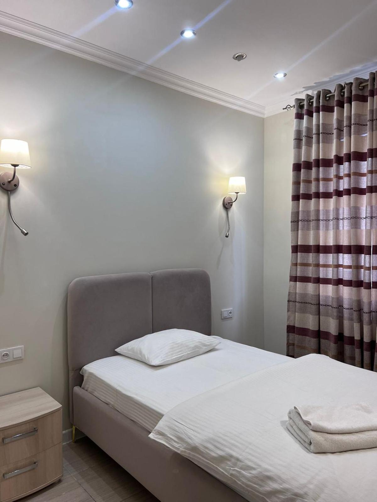 Sarai-Batu Guest House Atyraū Esterno foto